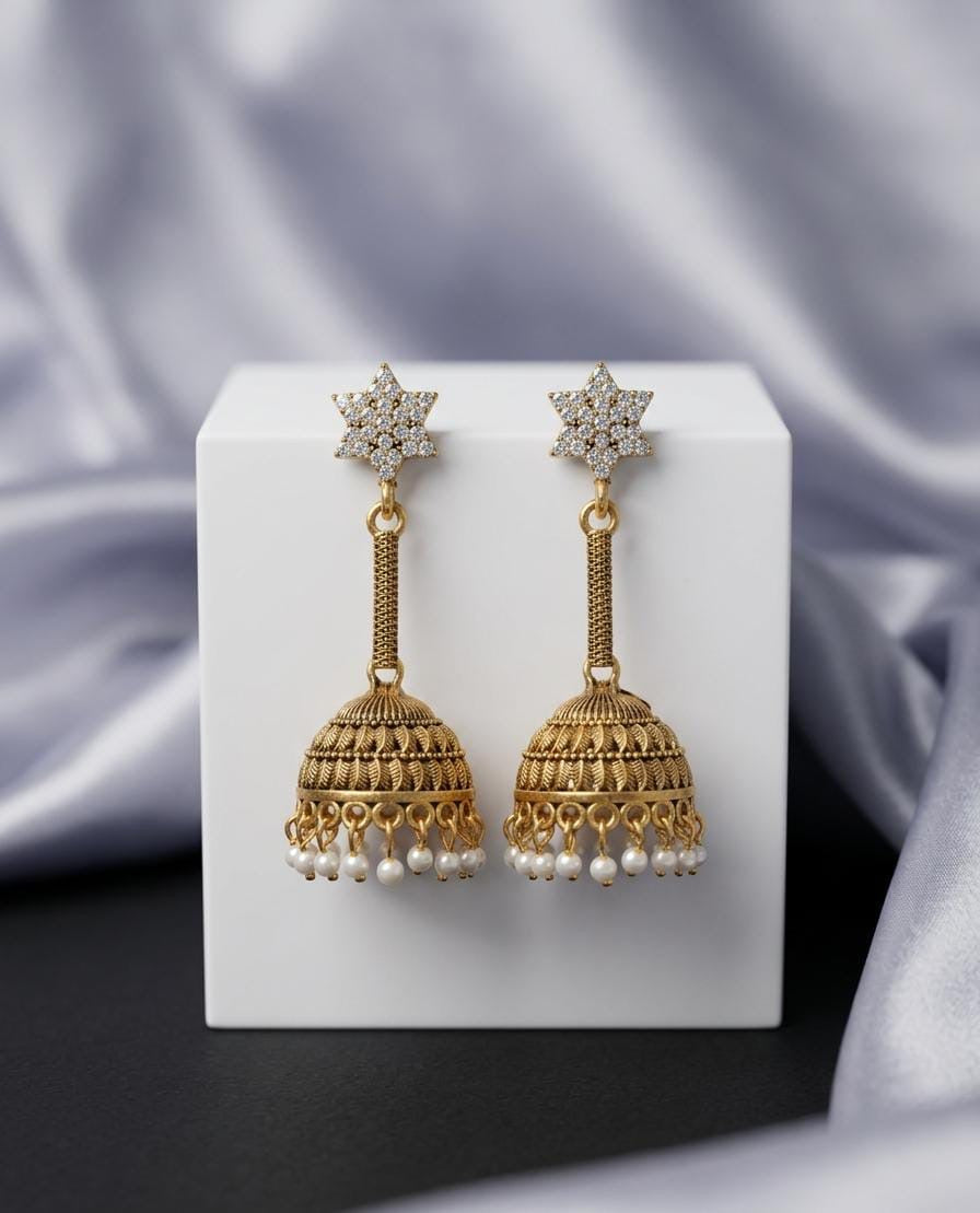 Diamond coloured Star shaped Jhumka