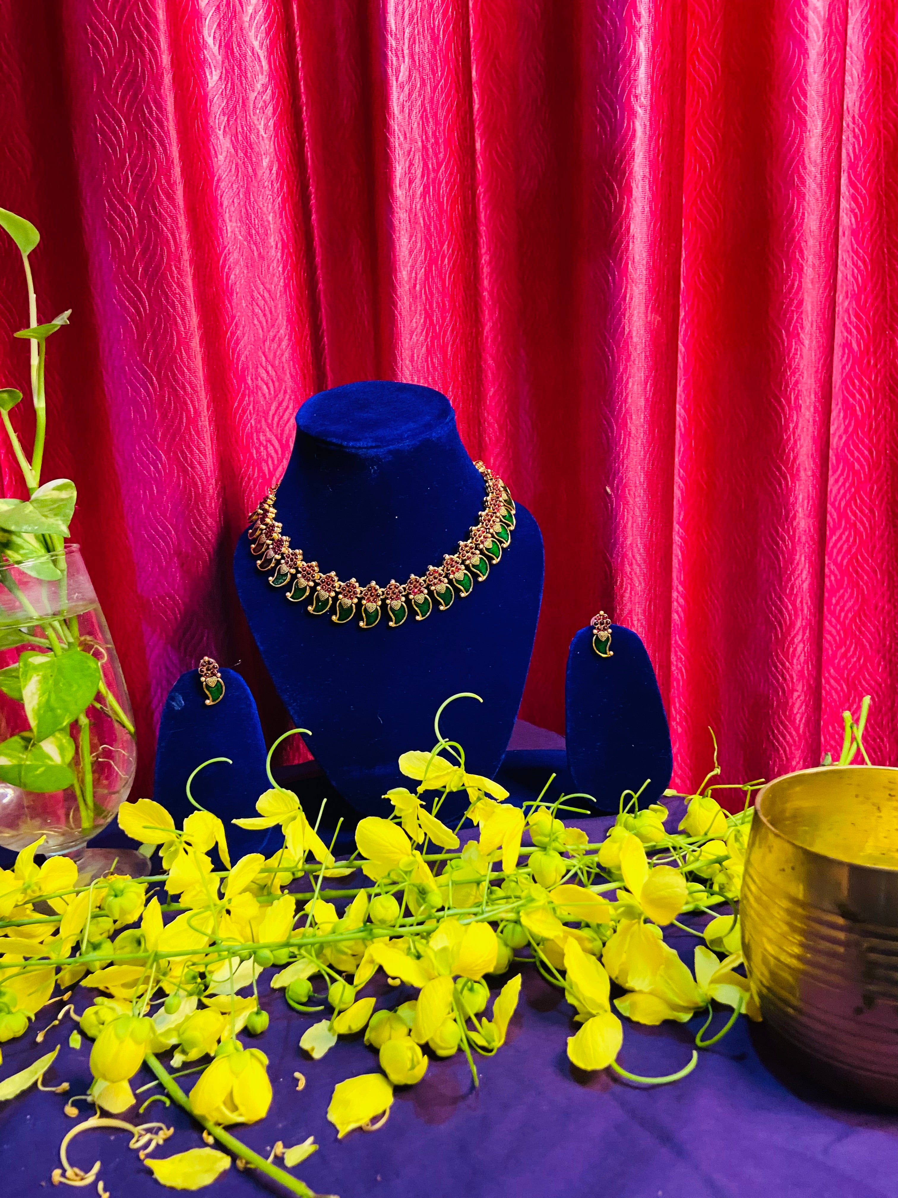 Traditional Manga mala with cute earrings