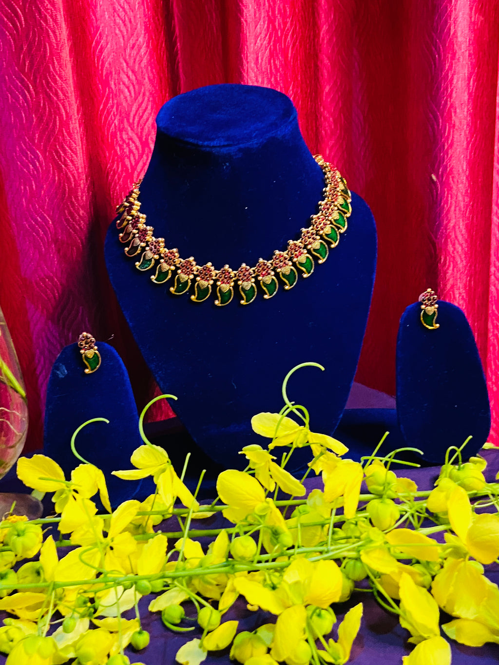Traditional Manga mala with cute earrings